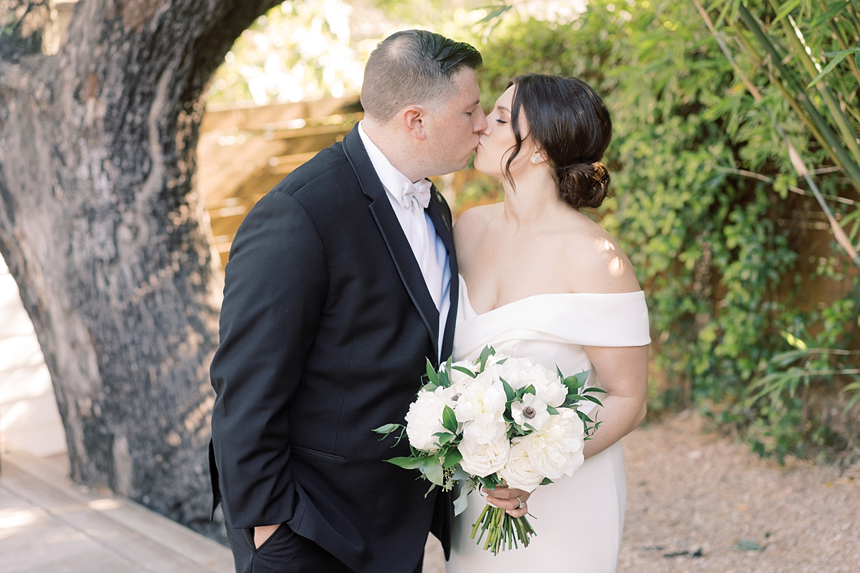 Elegant elopement at chapel Dulcinea, Austin wedding, Austin wedding photos, Austin TX wedding photographers, Austin wedding photographers, Texas wedding photographers, black and white wedding, elopement, Chapel Dulcinea wedding