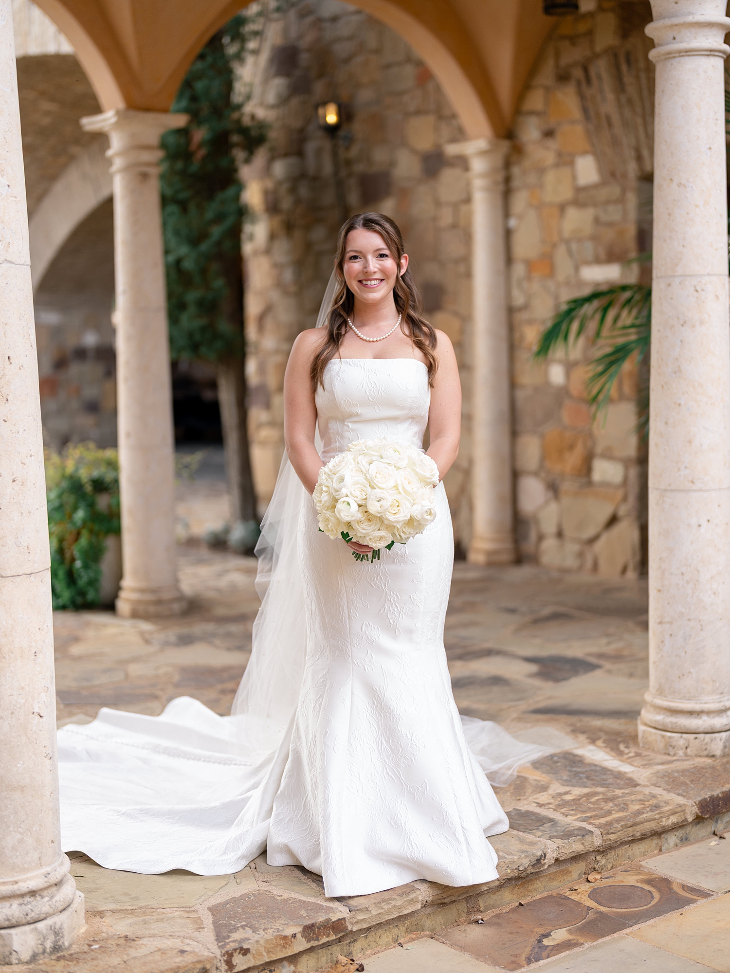 Portrait of bride Escondido Golf Club, Austin wedding photography by Paige Vaughn Photo