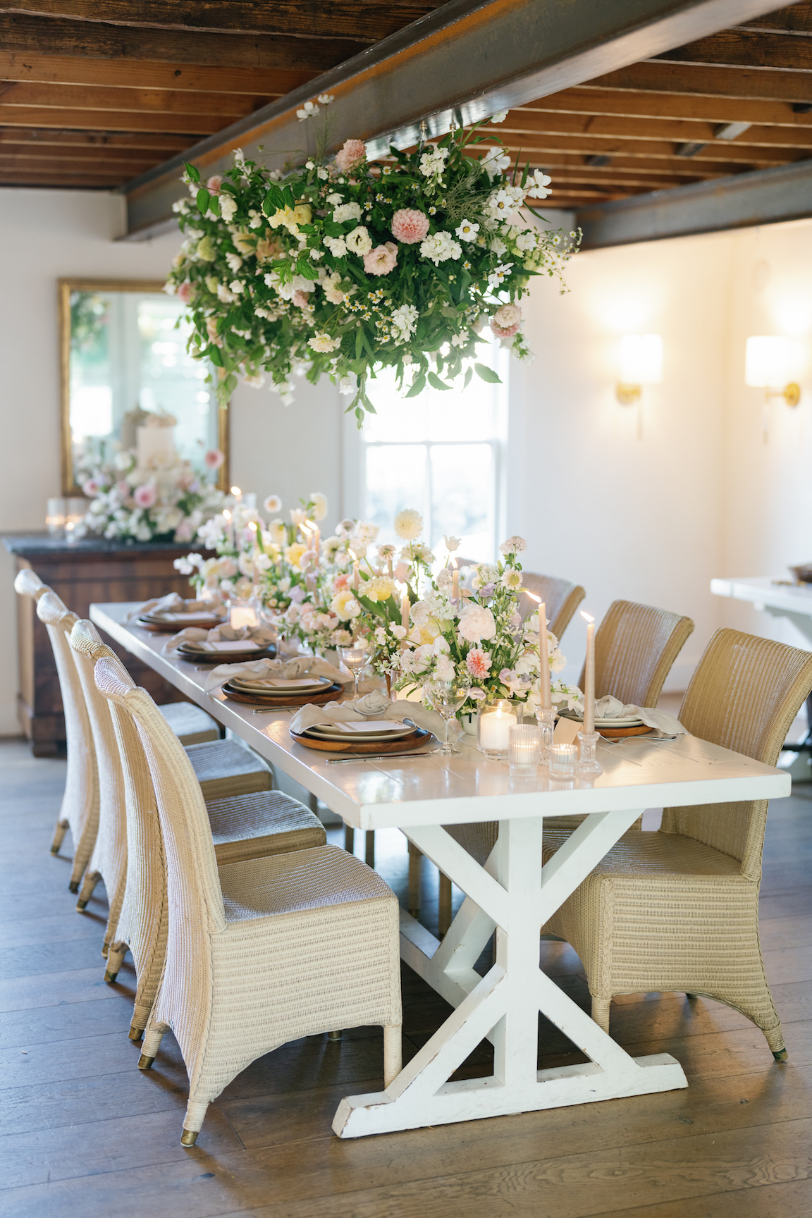 Austin Events Photography table with floral arrangement and flowers