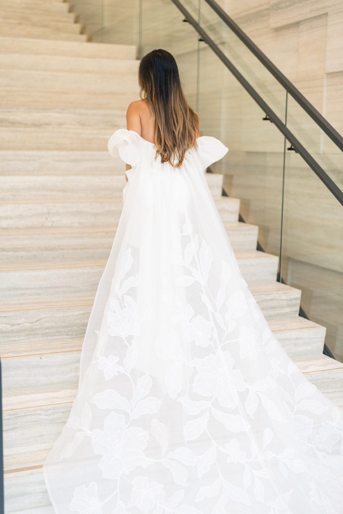 Austin Courthouse Wedding bridal portraits