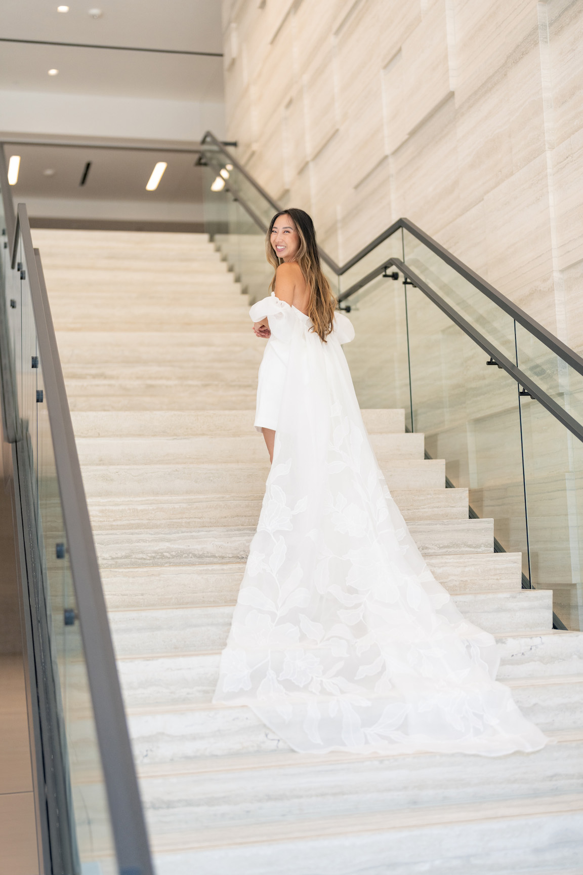 Austin Courthouse Wedding bridal portraits