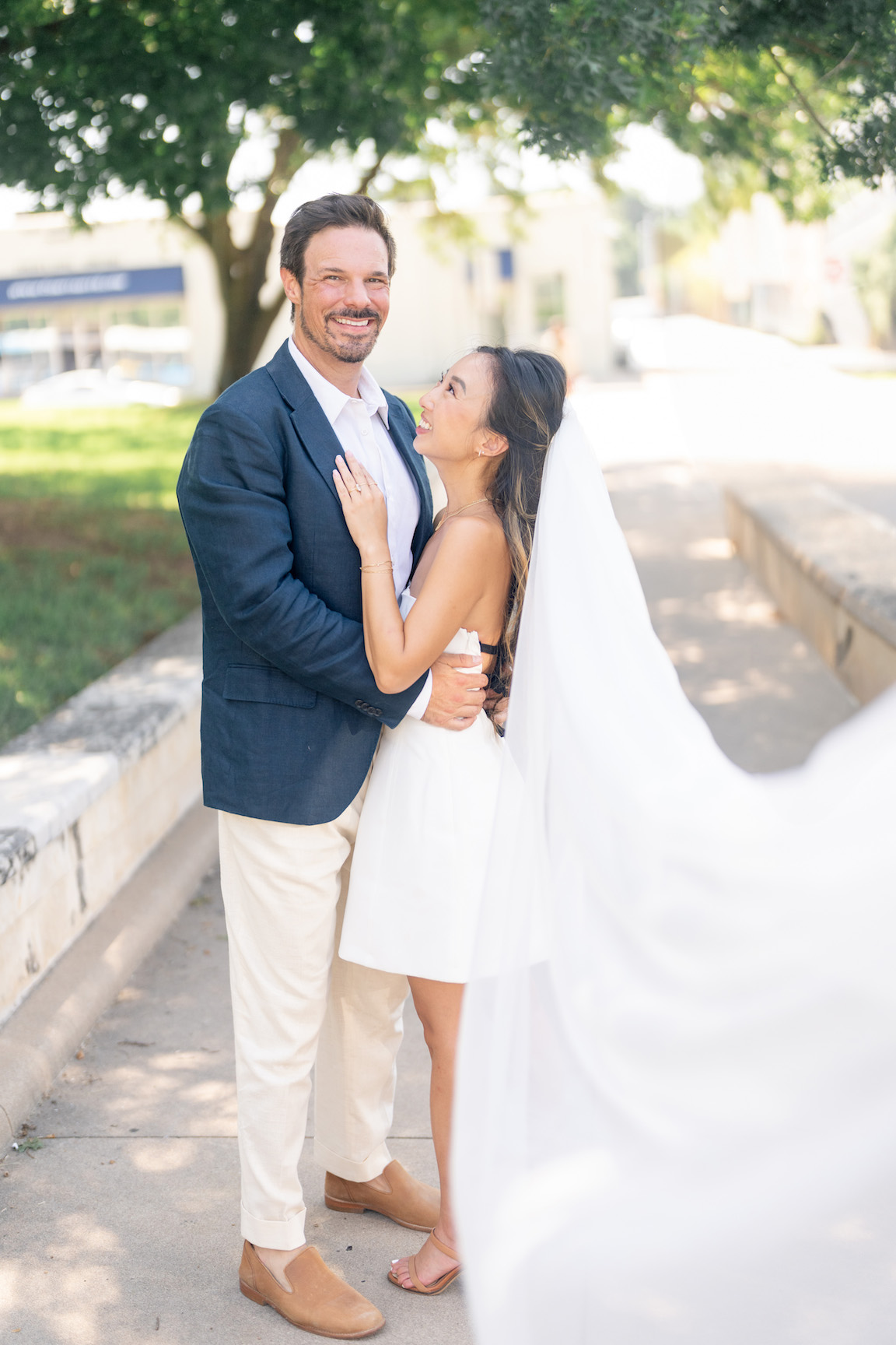 Austin Courthouse Wedding bride groom portraits