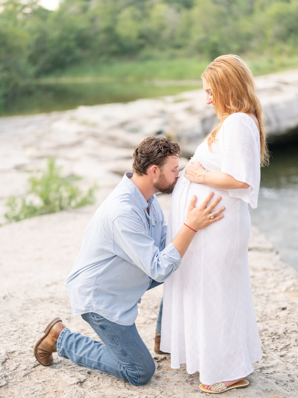 Summer Austin Maternity Photos