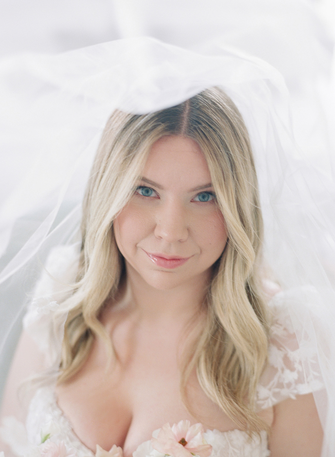 1874 Guest House Bridal Photos