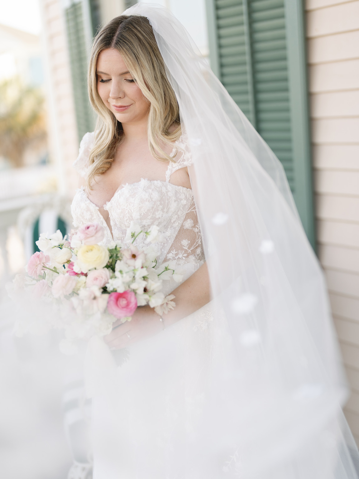 1874 Guest House Bridal Photos