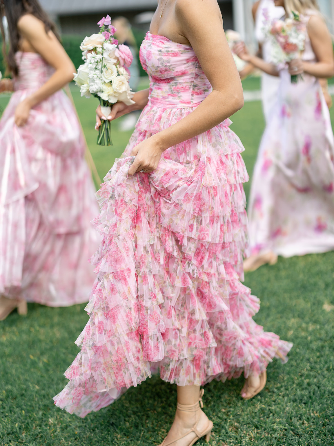 Arrowhead Hill Wedding bride and bridesmaid photos
