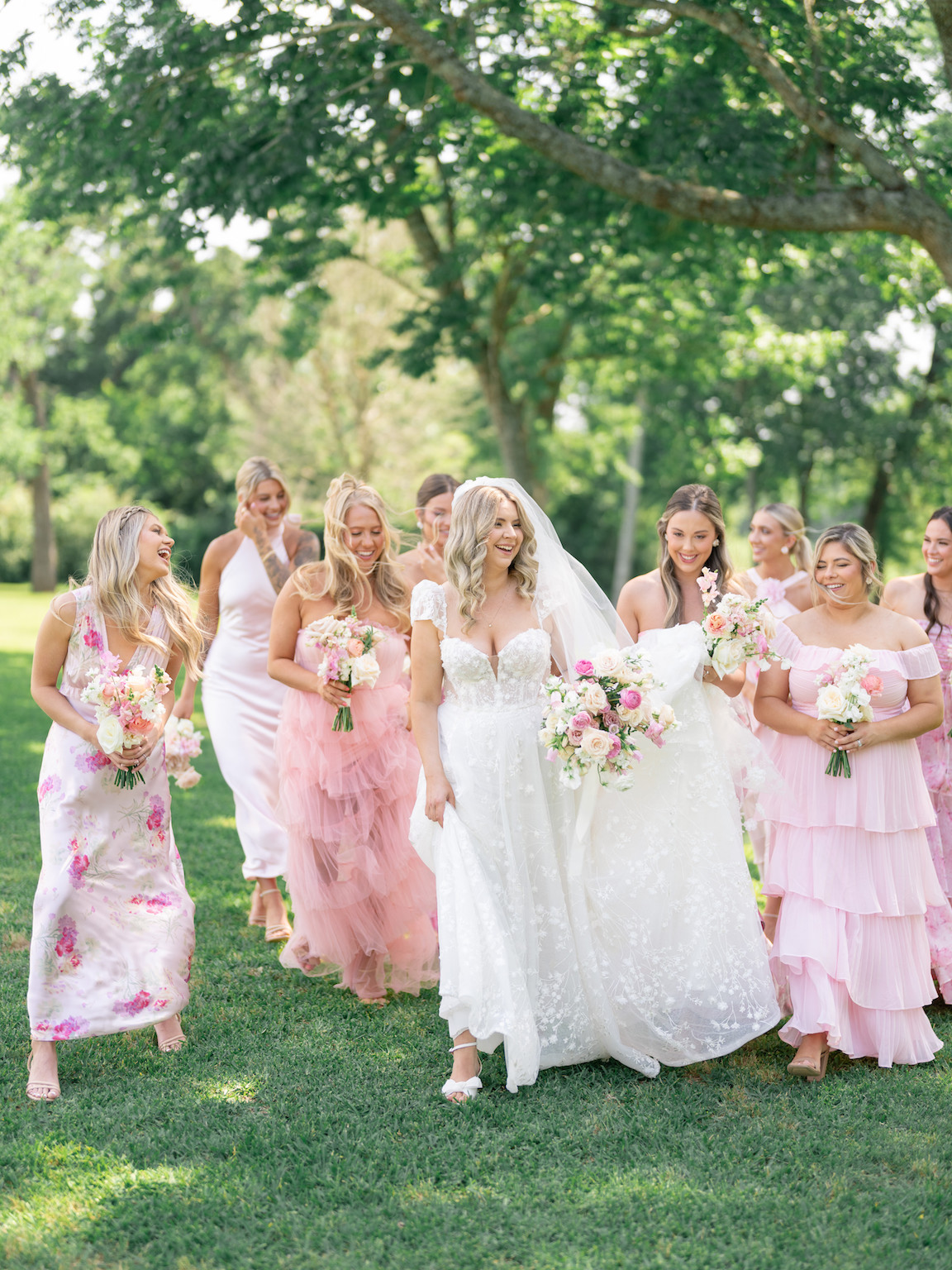 Arrowhead Hill Wedding bride and bridesmaid photos