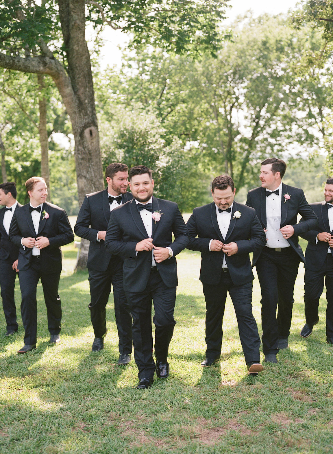 Arrowhead Hill Wedding groom and groomsmen portraits