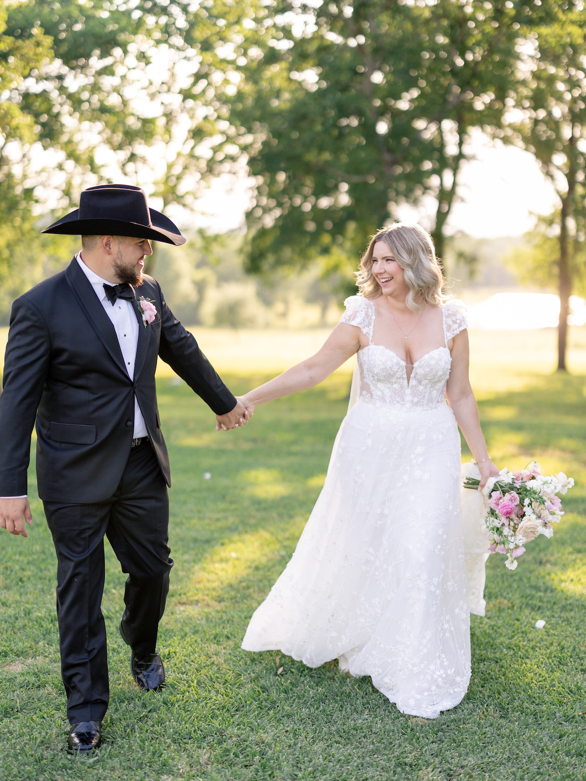 Arrowhead Hill Wedding bride and groom sunset portraits
