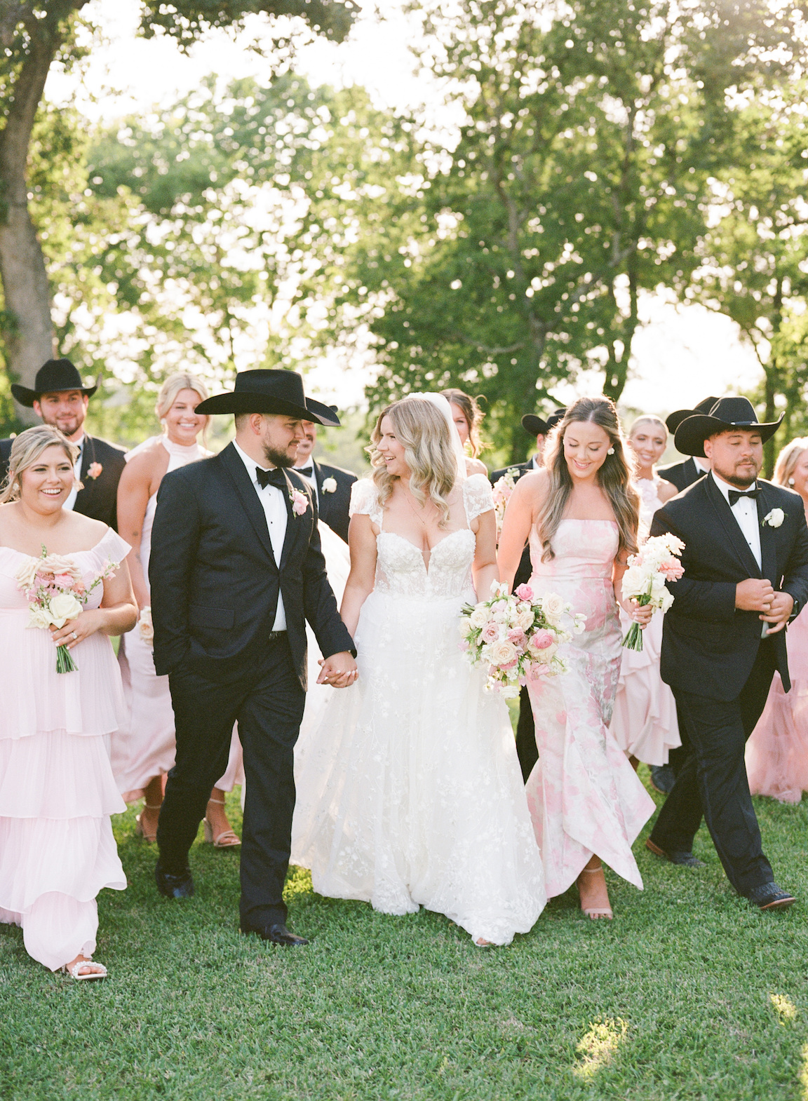 Arrowhead Hill Wedding bride and groom and wedding party sunset portraits