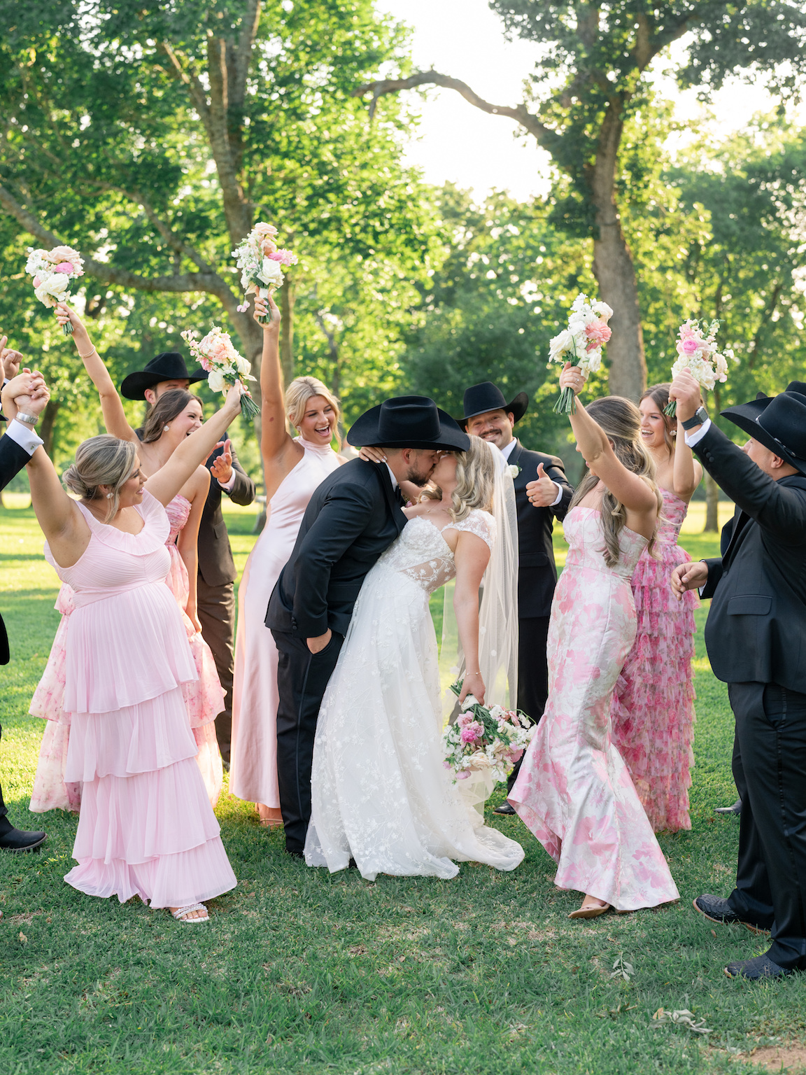 Arrowhead Hill Wedding bride and groom and wedding party sunset portraits
