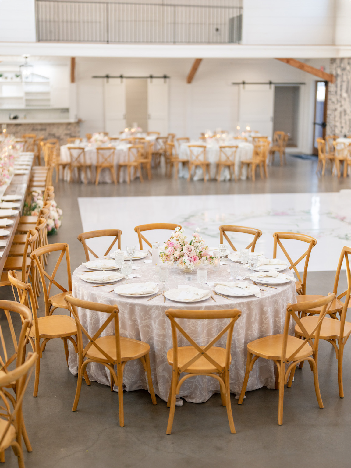 Arrowhead Hill Wedding reception photos with florals