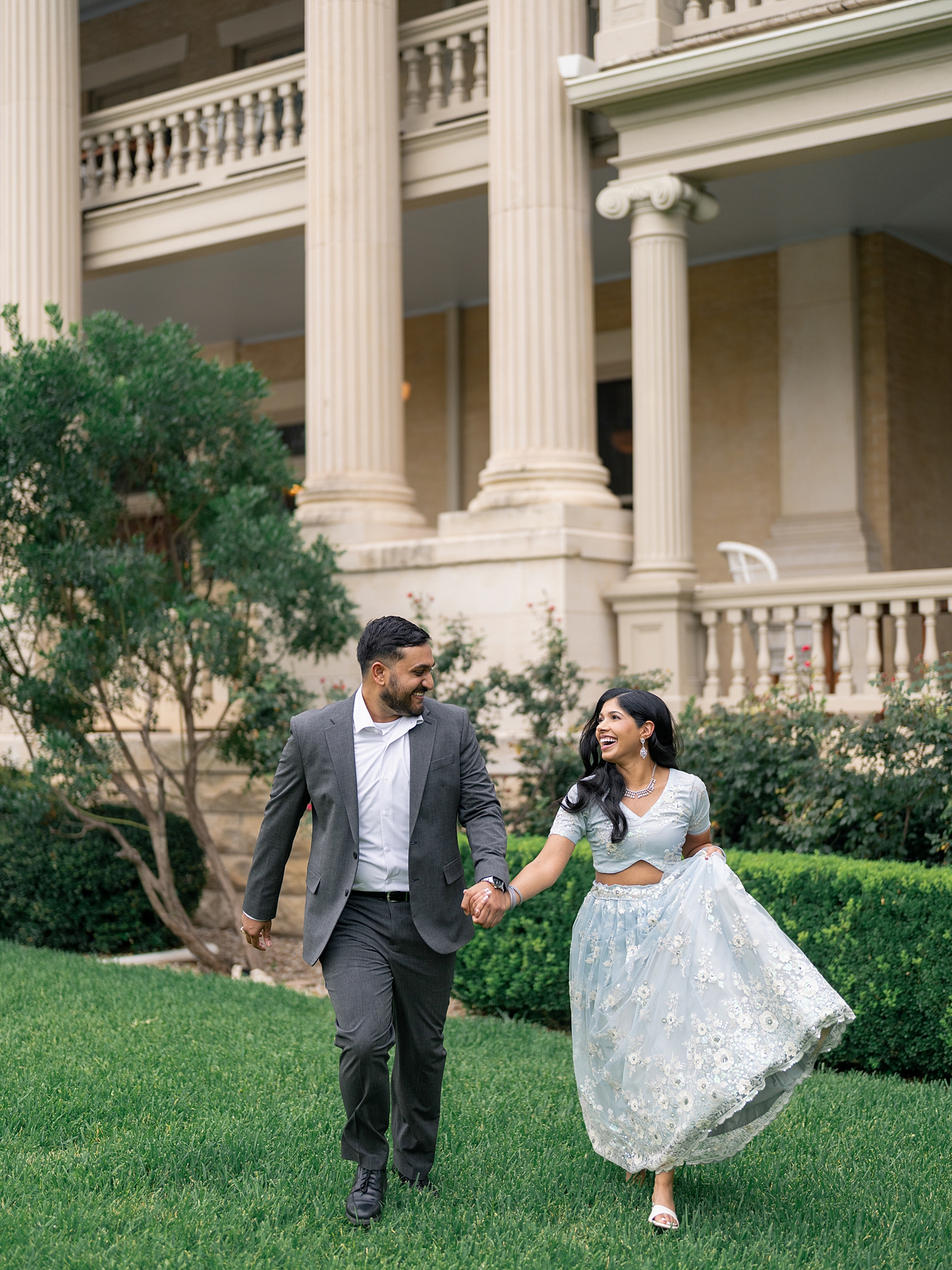 Austin engagement session Hotel Ella