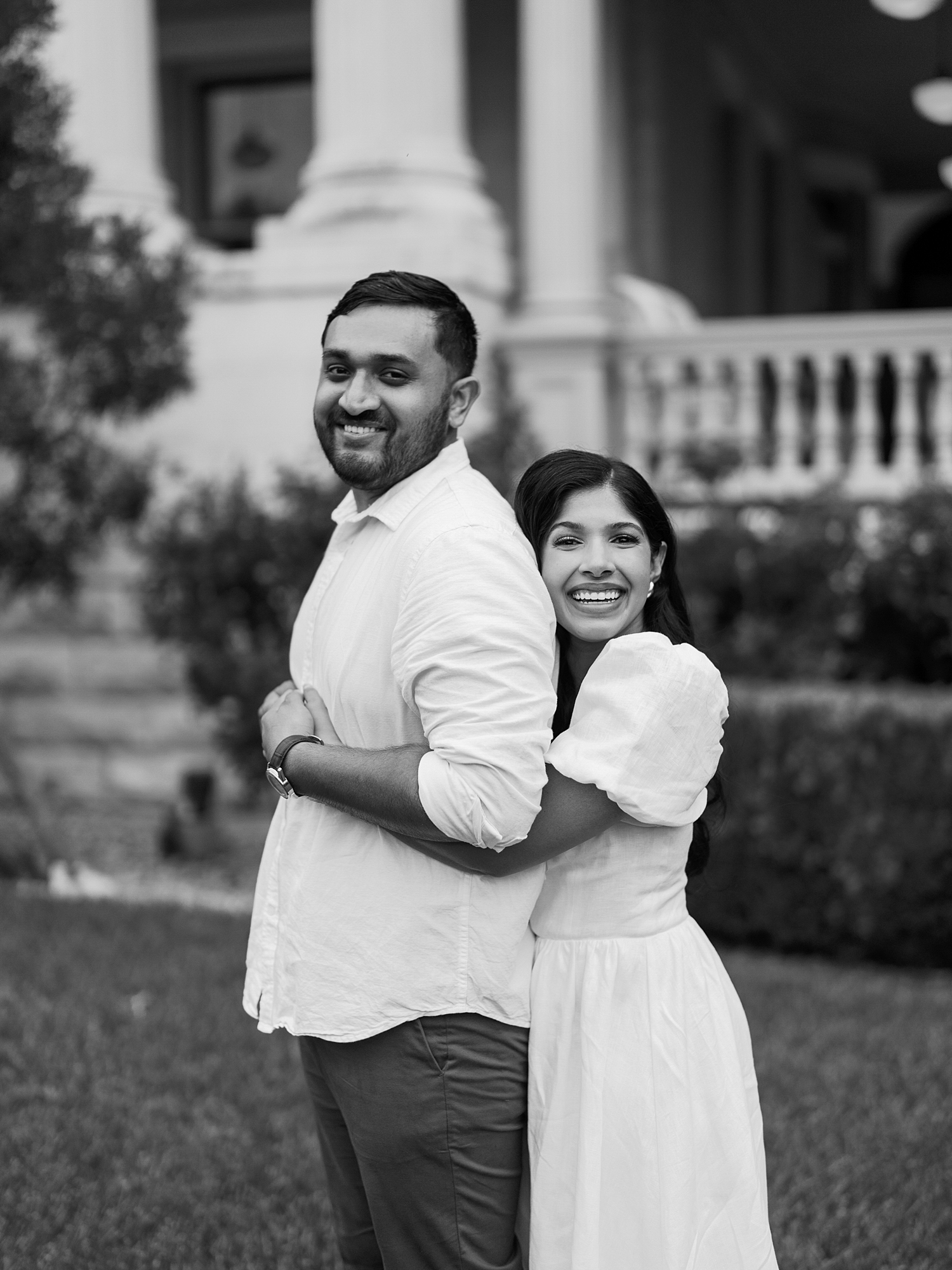 Austin engagement session Hotel Ella