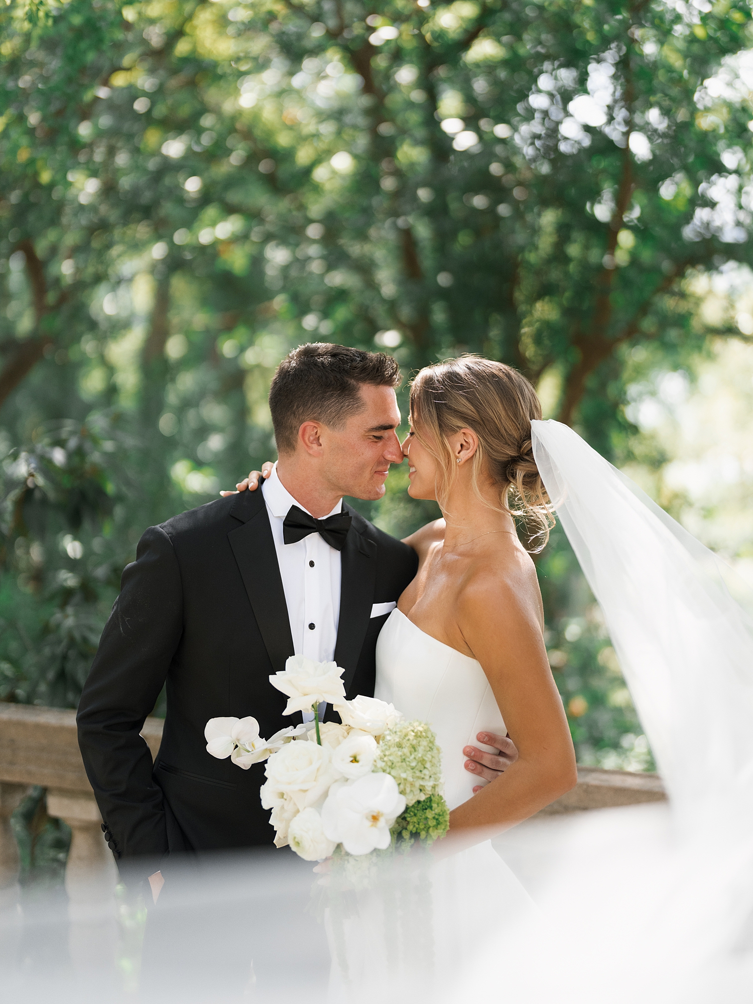 bride and groom at Laguna Gloria wedding