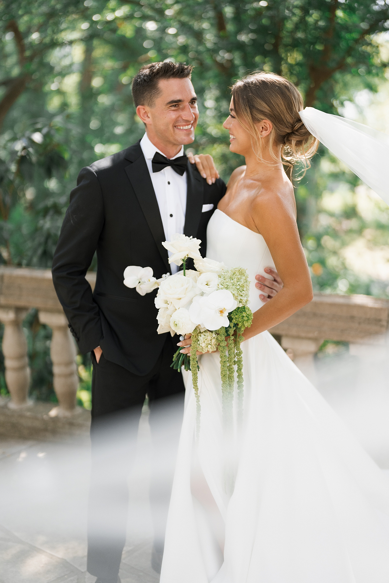 bride and groom at Laguna Gloria wedding