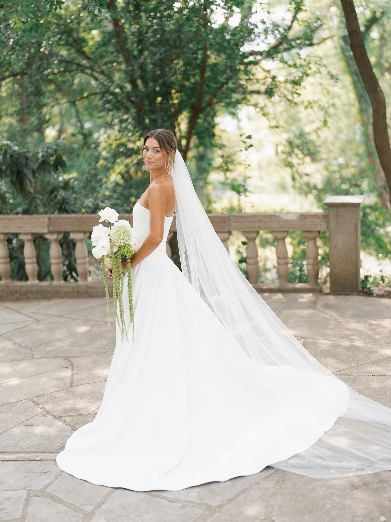 bridal portrait at Laguna Gloria wedding