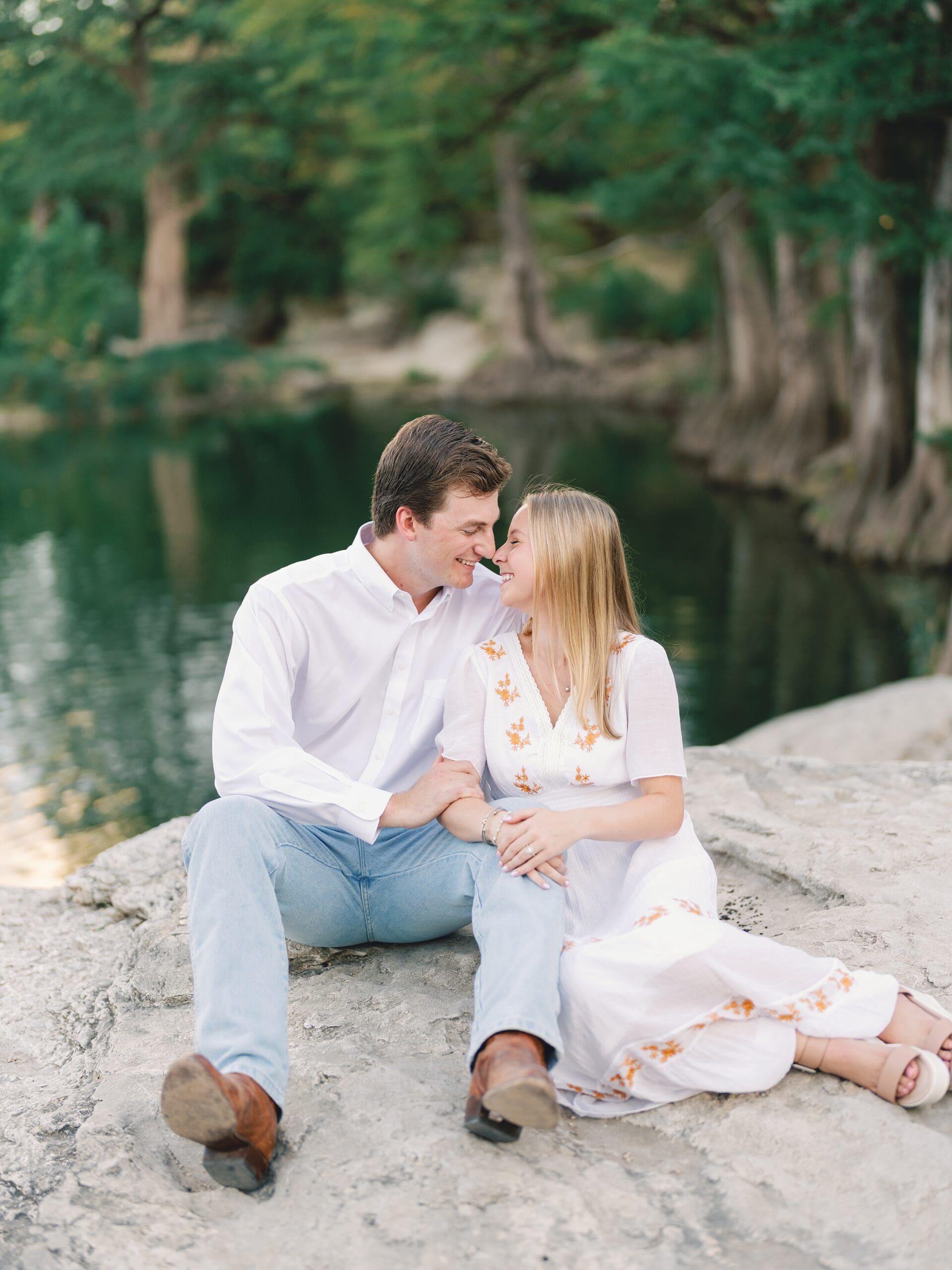 Austin engagement photographer natural outdoor portraits