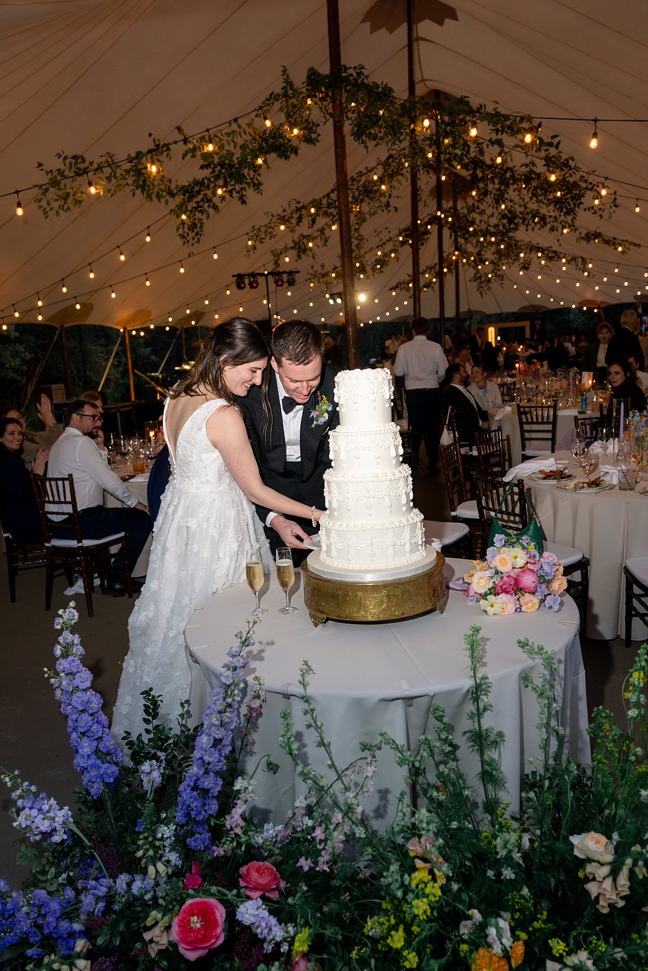 Paige Vaughn Photo spring wedding Driftwood